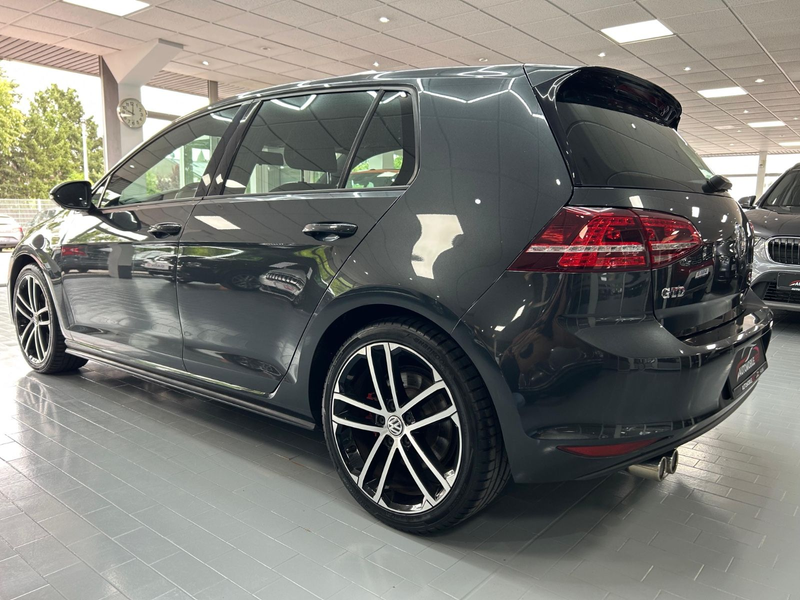 Volkswagen Golf VII Lim. GTD BMT — photo 4