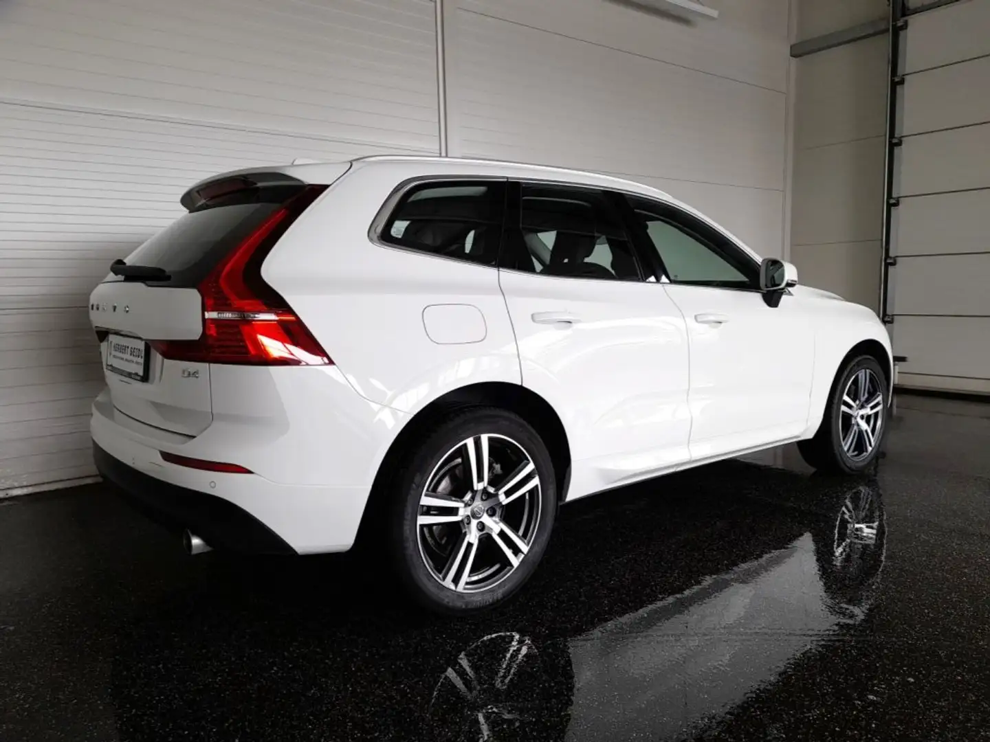 Volvo XC60 XC60 *VOLL LED & FLA / STANDHEIZUNG / NAVI / AHV & KAMERA / WINTER PAKET PRO / SOUNDSYSTEM* Weiß - 2