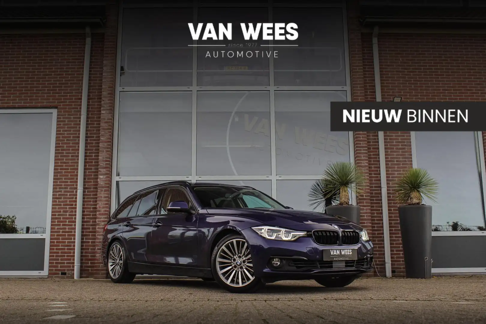 BMW 330 3-serie Touring 330i F31 LCI xDrive High Executive Bleu - 1