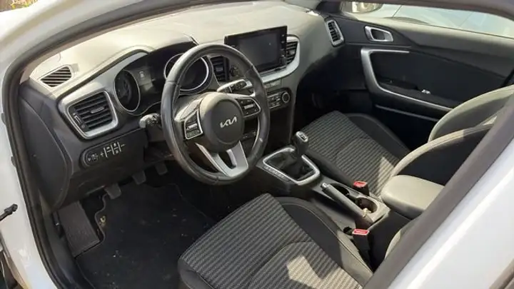 Kia XCeed 2022, foto 6