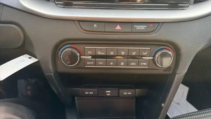 Kia XCeed 2022, foto 10