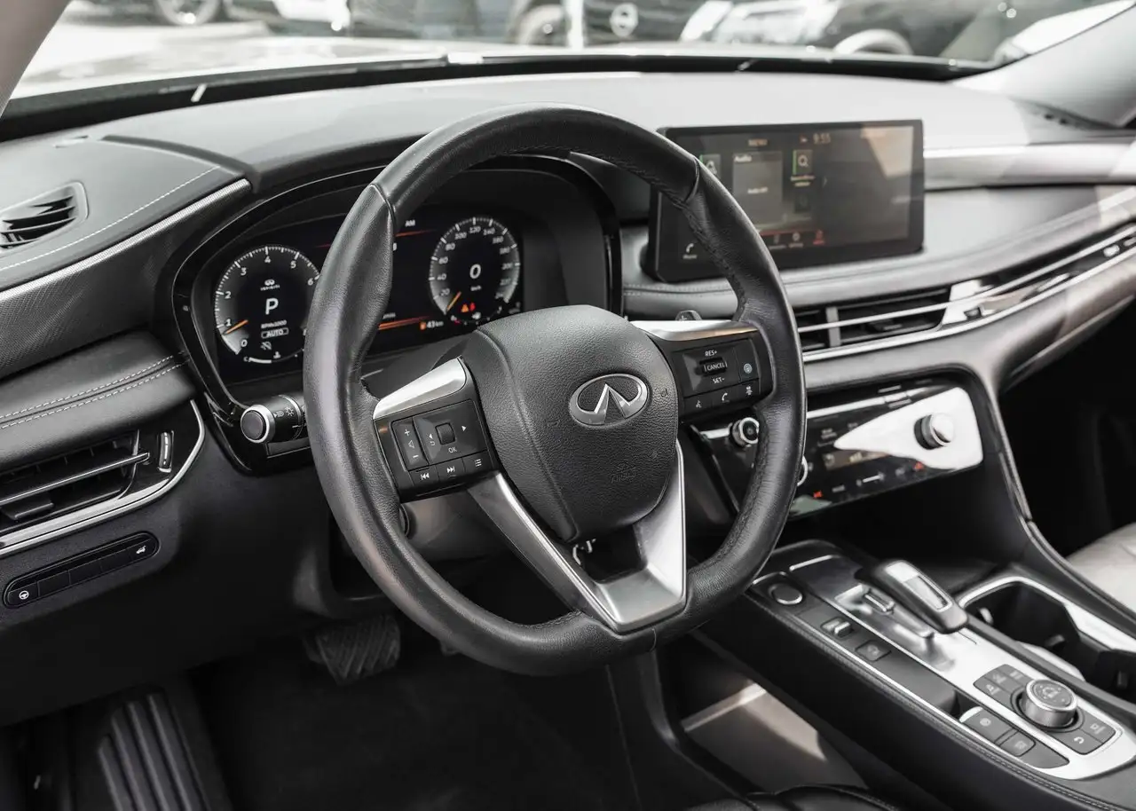 Infiniti QX60 снимка Infiniti QX60