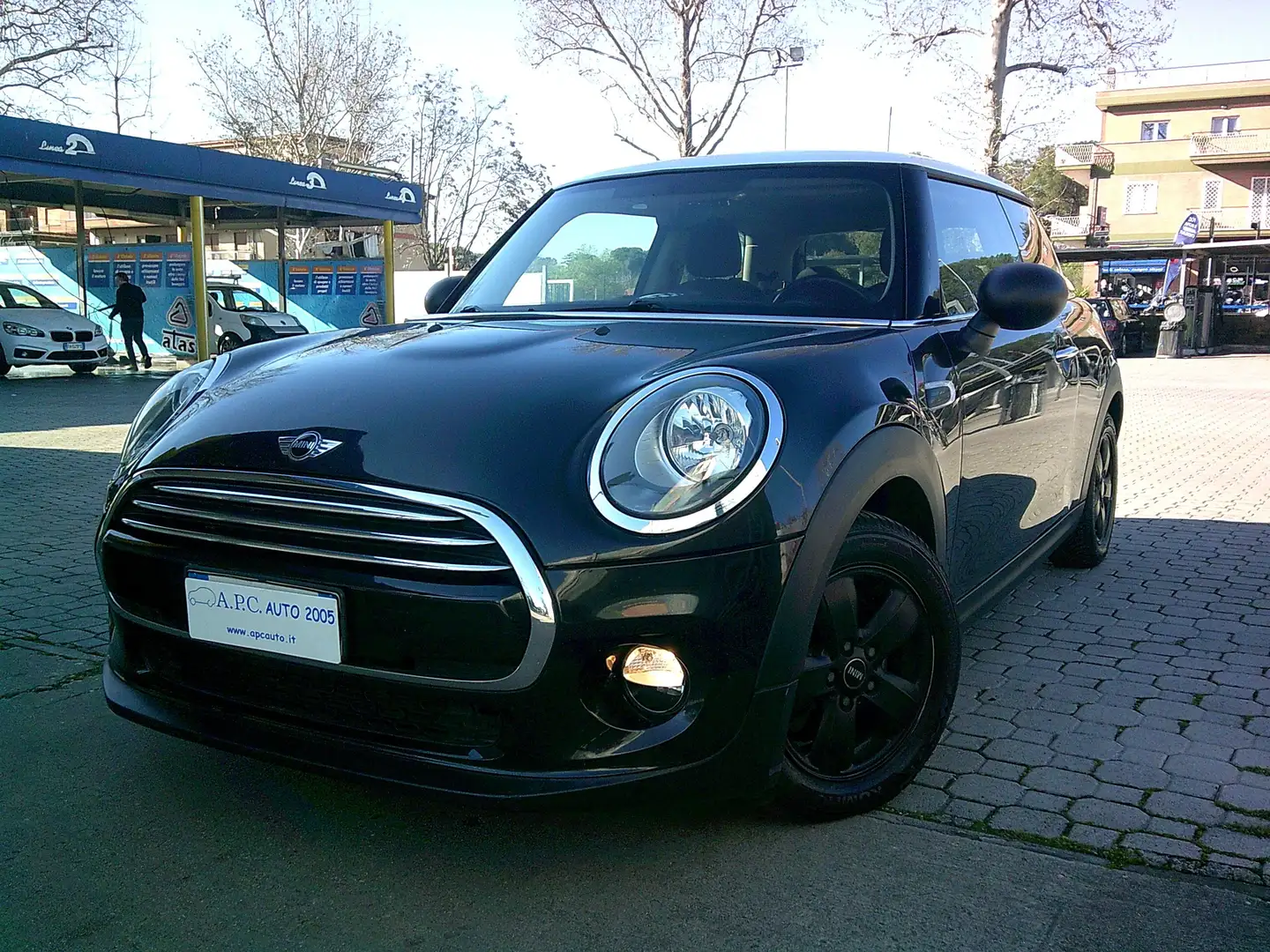 MINI One Mini 1.2 One 75cv 3p OK NEOPATENTATI Noir - 1