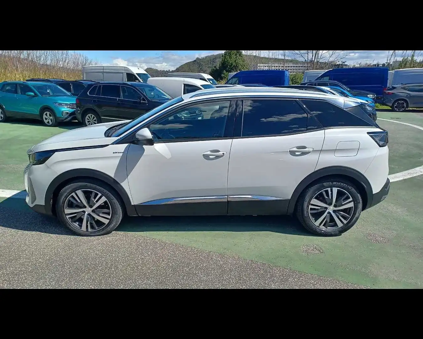 Peugeot 3008 NUOVA 3008 HYBRID4 225 e-EAT8 - ALLURE PACK Bianco - 2