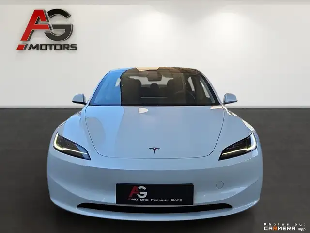 Tesla Model 3 view 2