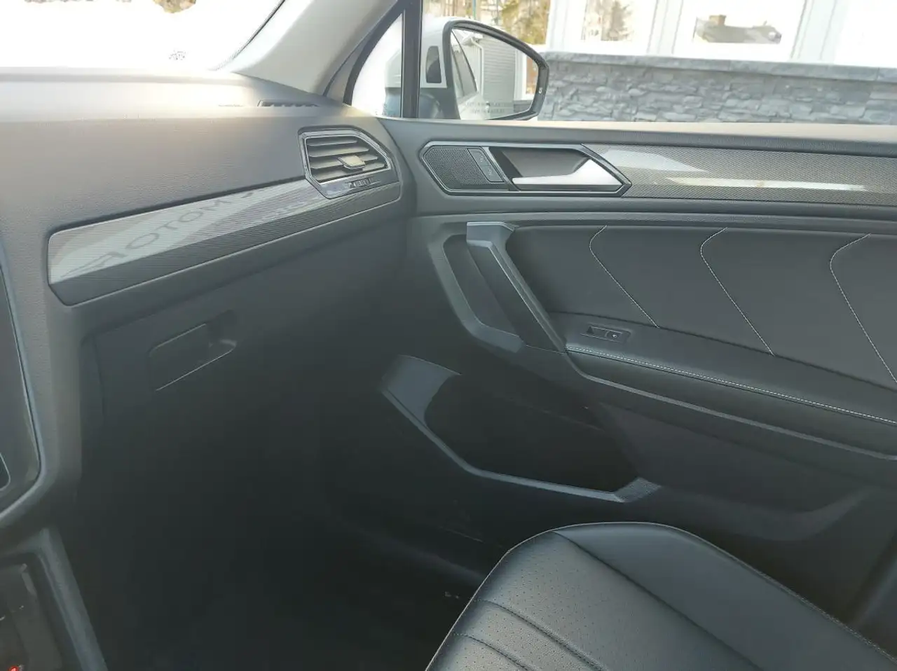 Volkswagen Tiguan снимка Volkswagen Tiguan