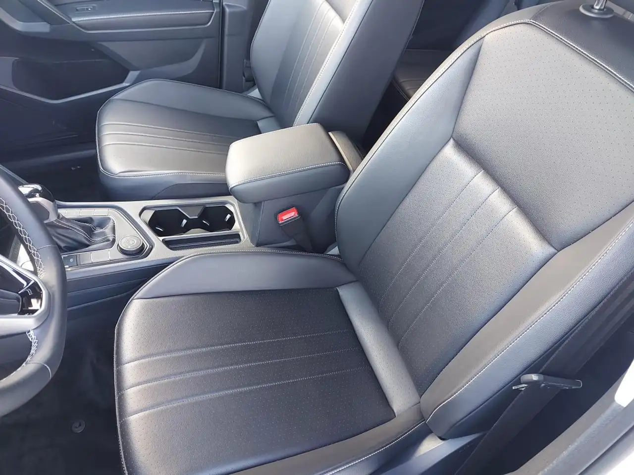 Volkswagen Tiguan снимка Volkswagen Tiguan