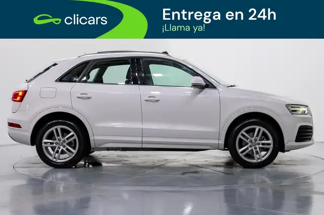 Audi Q3 view 7