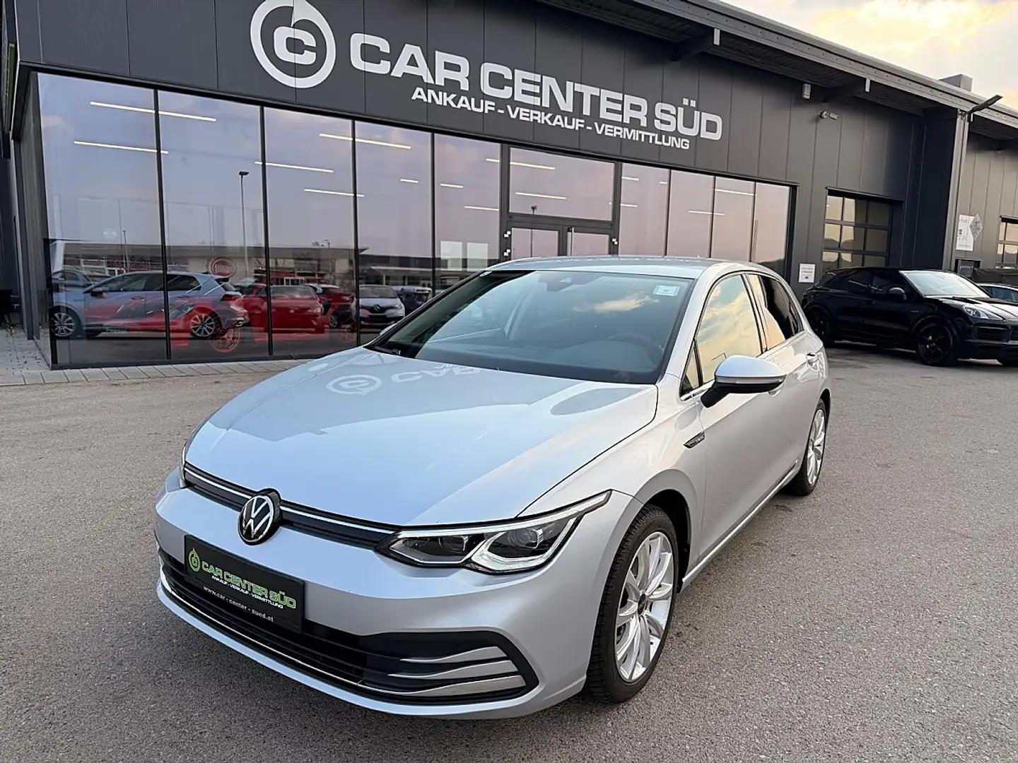 Volkswagen Golf 1st Edition Style 1,5 TSI ACT Silber - 1