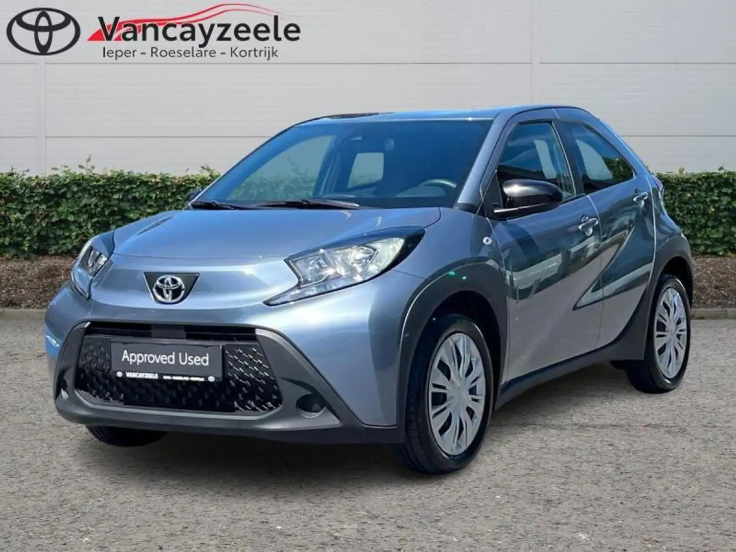 toyota aygo x
