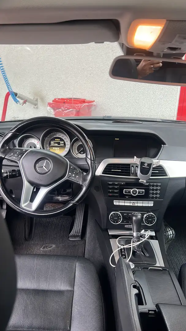 Mercedes-Benz C 300 T CDI DPF 4Matic (BlueEFFICIENCY) 7G-TRONIC Elegan Zwart - 2