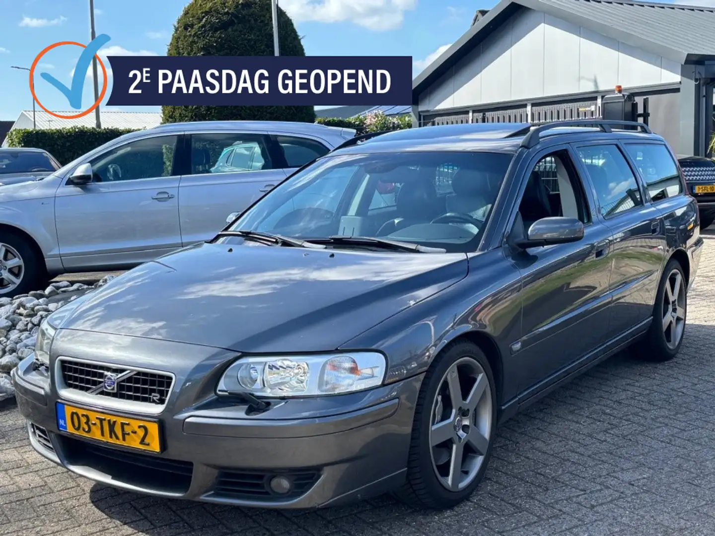 Volvo V70 2.5 R Automaat 2005 Schuifdak Youngtimer Gris - 1