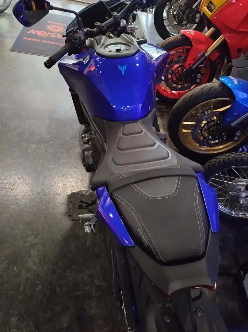 Yamaha MT-09 Bleu - 2
