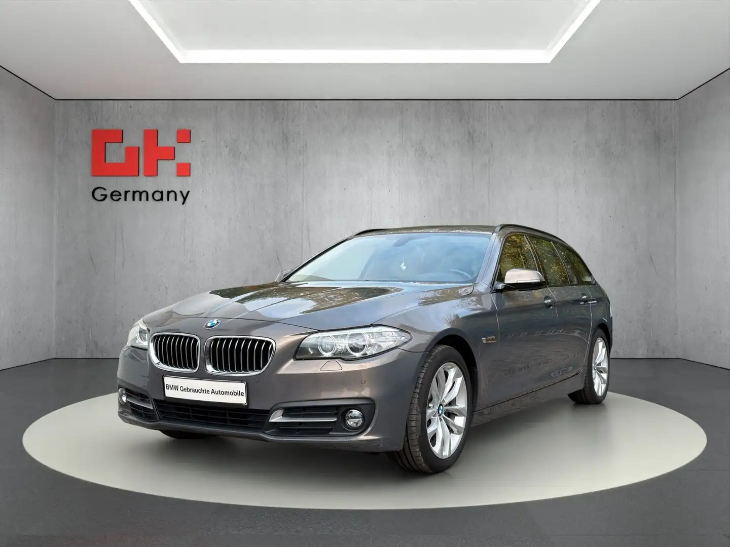 BMW 520 d Xd INDIVIDUAL NAVI LEDER SPORT LINE SITZH 2 - 1