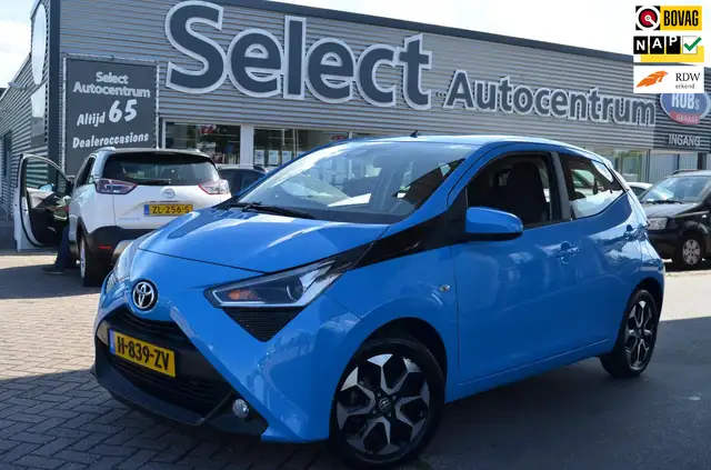 Toyota Aygo 1.0 VVT-i x-cite| LMW| AIRCO| SPORTSTOELEN|CAMERA