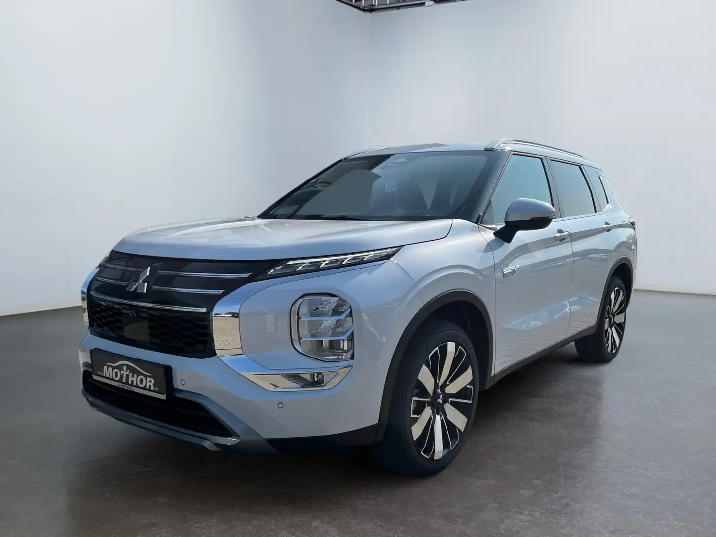 Mitsubishi Outlander Intro Edition 2.4 PHEV ACC PDC STH LED Schwarz - 2