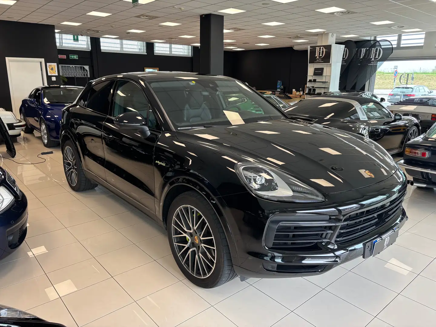 Porsche Cayenne Cayenne Coupe 3.0 e-hybrid 5 porte Zwart - 1