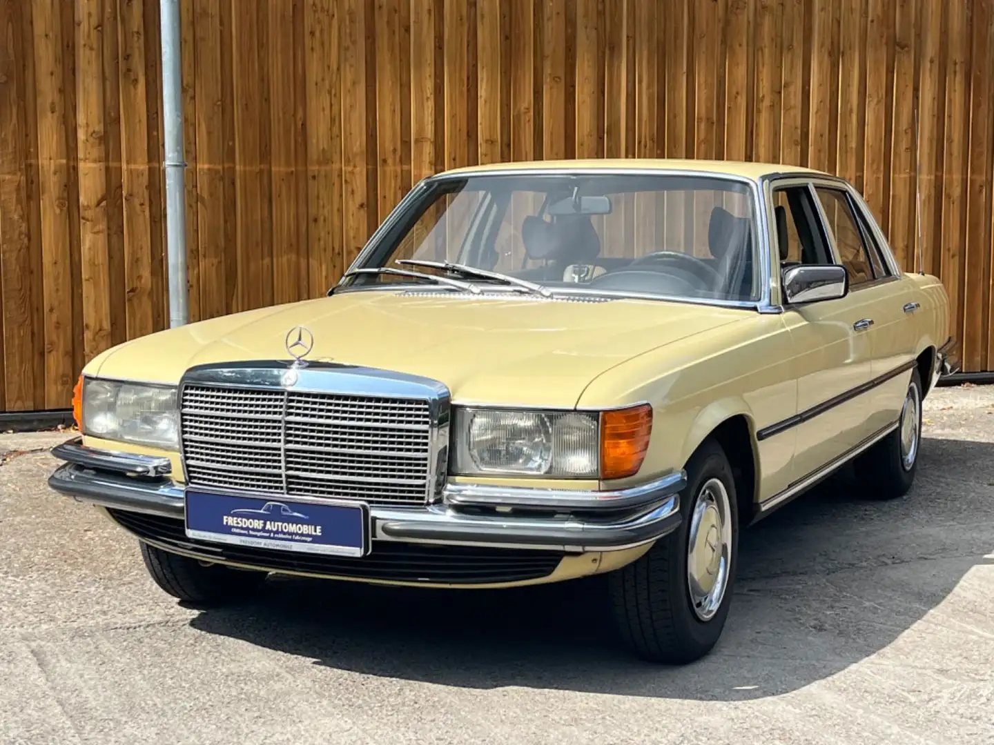 Mercedes-Benz 280 SE W116 Automatik, SD, nur 139.000 Km Žlutá - 1