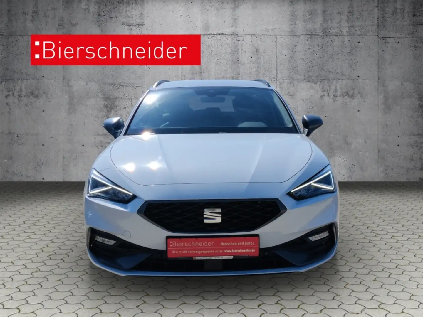 SEAT Leon Sportstourer 1.5 TSI DSG FR NAVI LED KAMERA SHZ GR Weiß - 2