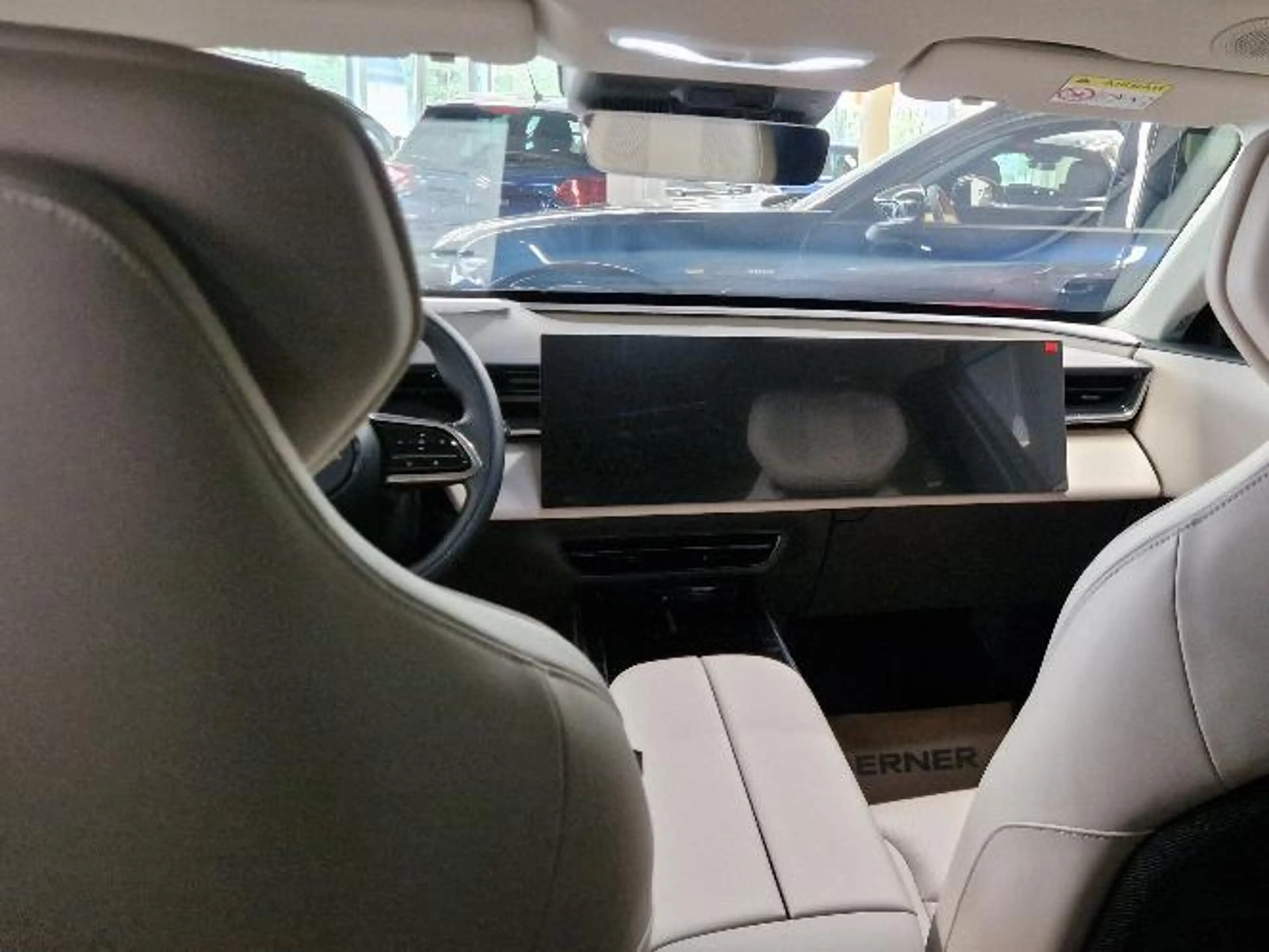 Mazda CX-6e CX-6e 78 kWh Takumi — photo 10
