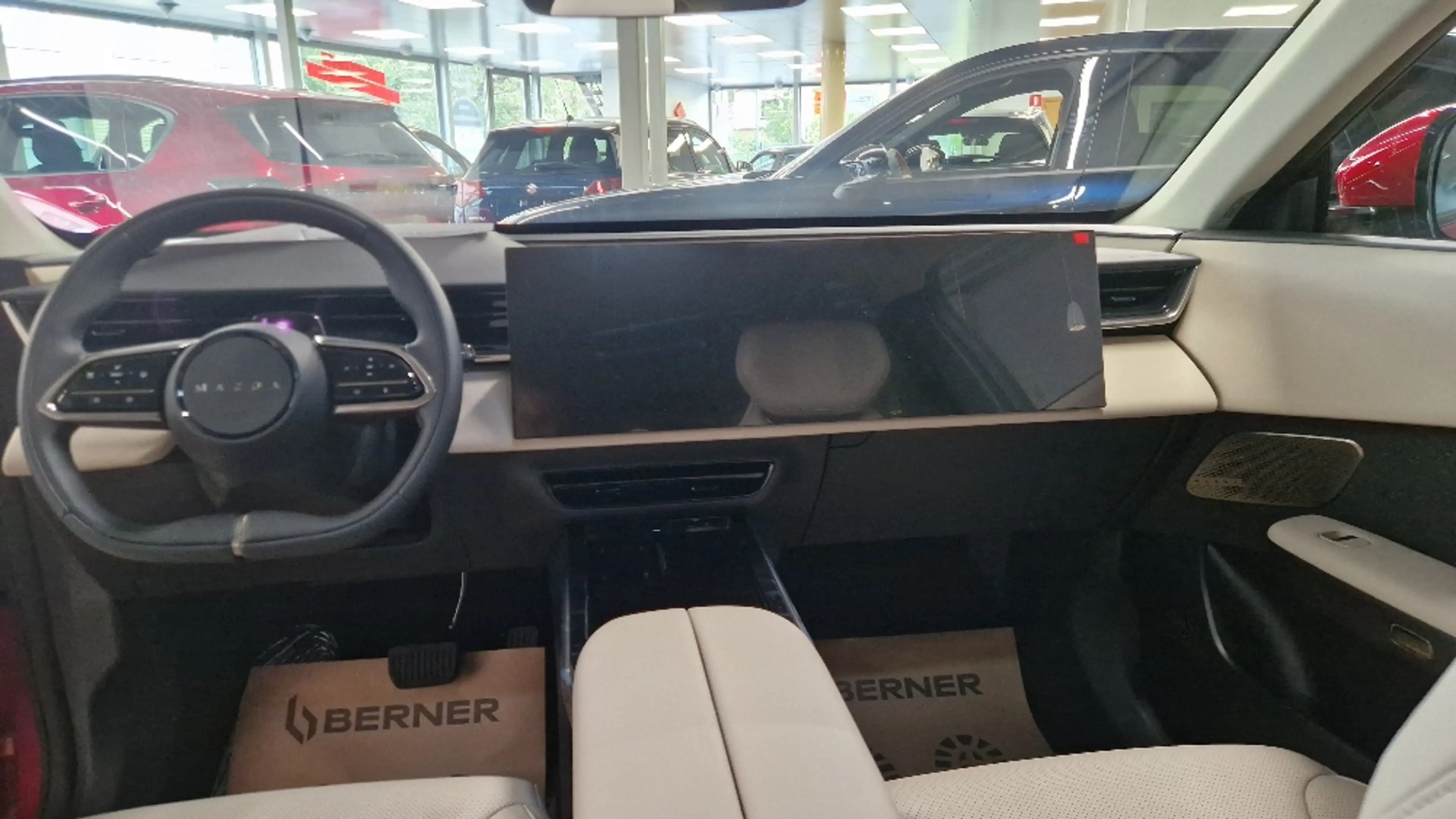 Mazda CX-6e CX-6e 78 kWh Takumi — photo 8