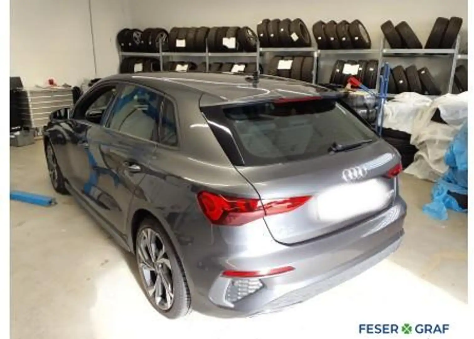 Audi A3 40 TDI qu S Line Int LED,Navi,Leder Grau - 2