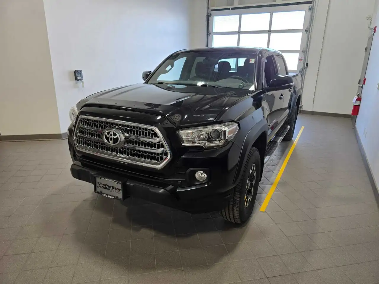 Toyota Tacoma снимка Toyota Tacoma