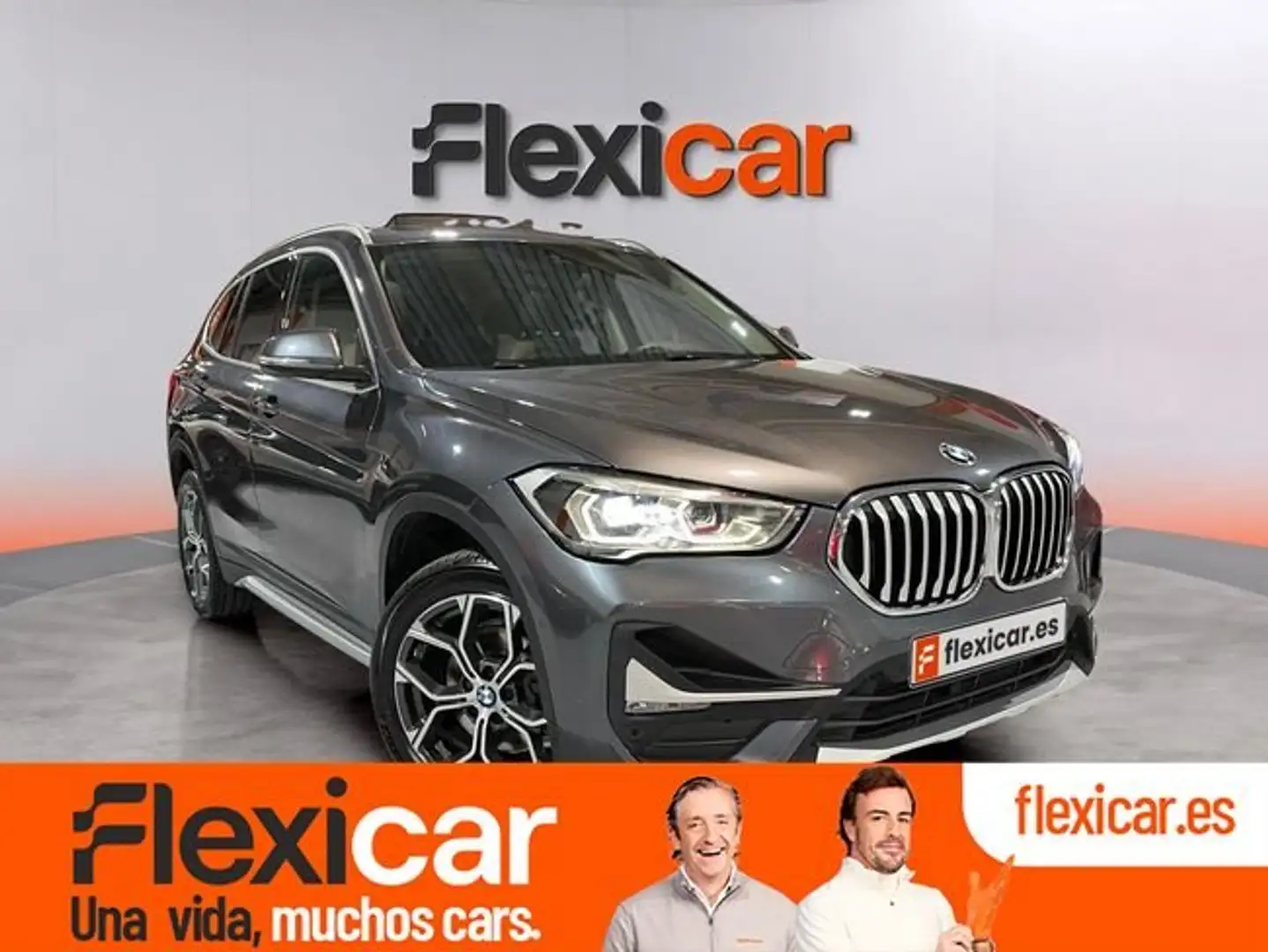 BMW X1 sDrive 18dA Grau - 1