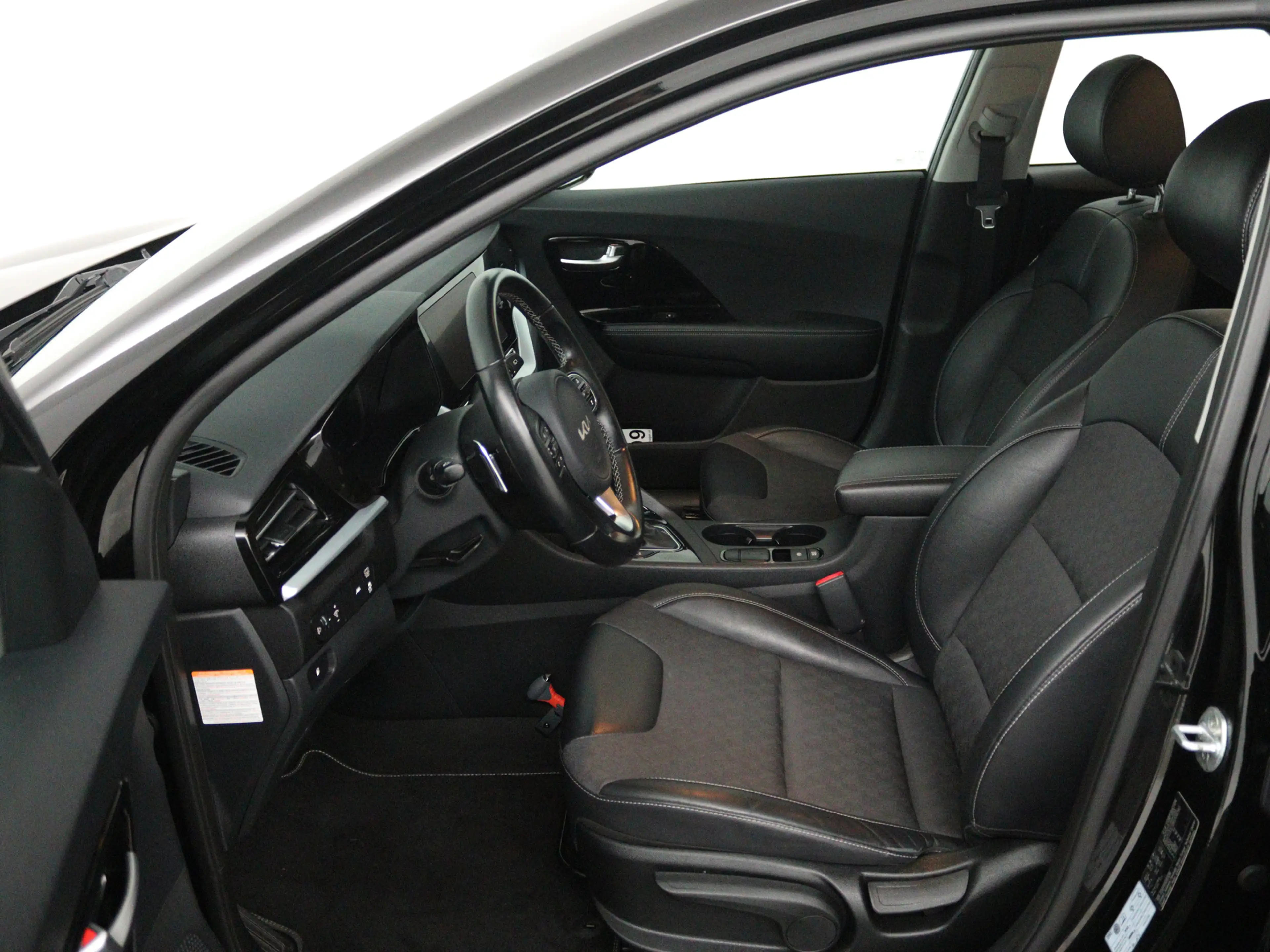 Kia Niro 1.6 GDi Hybrid DynamicLine | Camera | Apple Carpla — photo 4