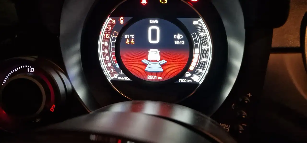 Abarth 695C 2024