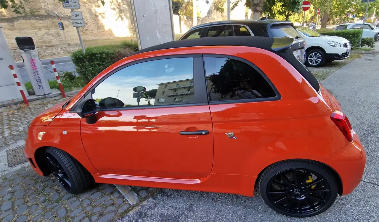 Abarth 695C 2024 — фото 12