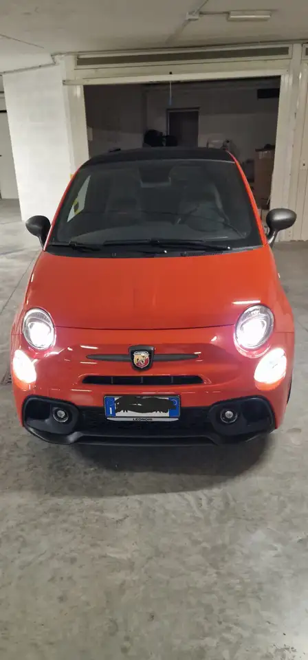 Abarth 695C 2024