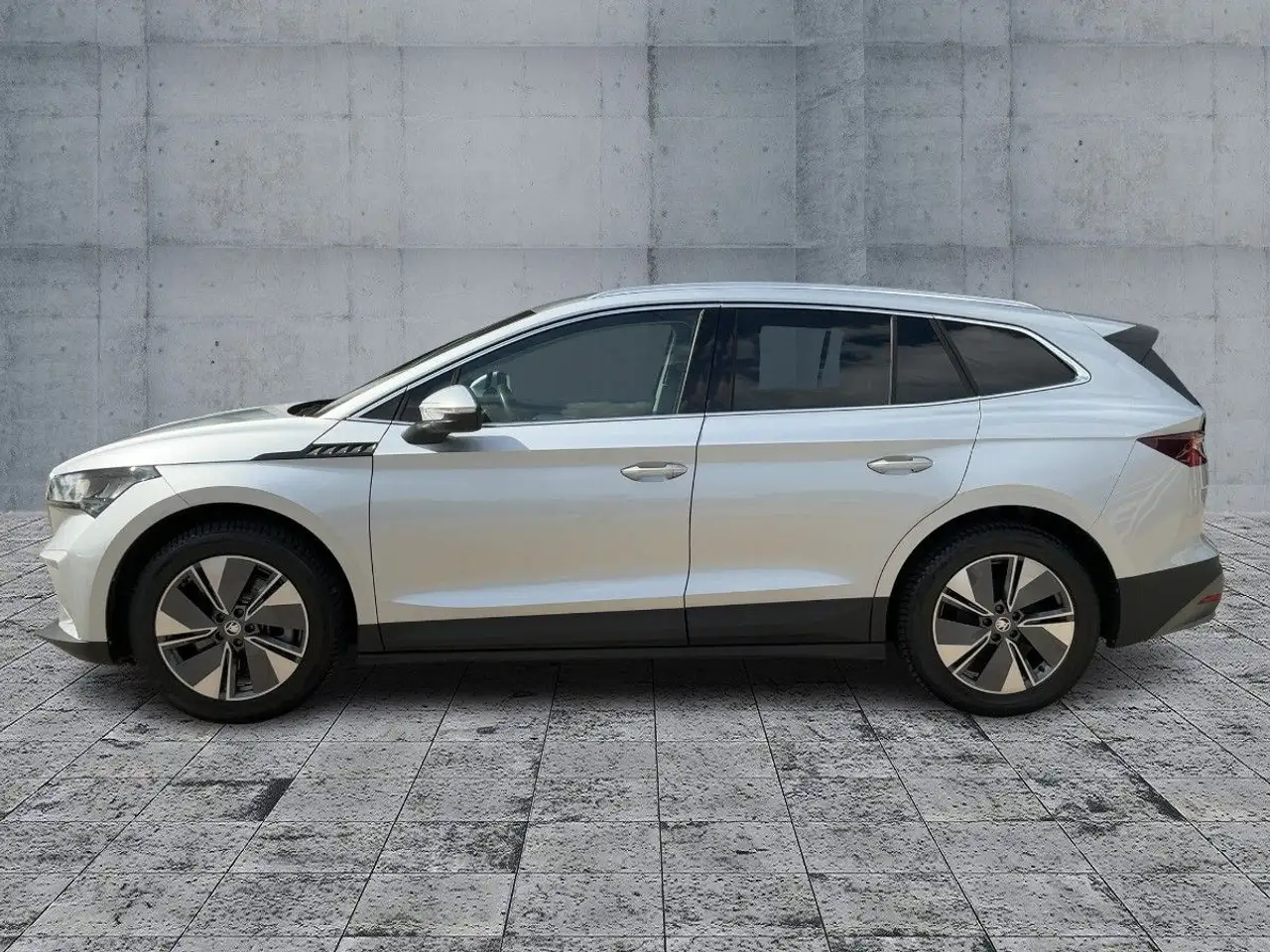 Skoda Enyaq iV 85x LOFT LED+NAVI+AHK+ACC+SHZ+WäPu+19Z., миниатюра 4