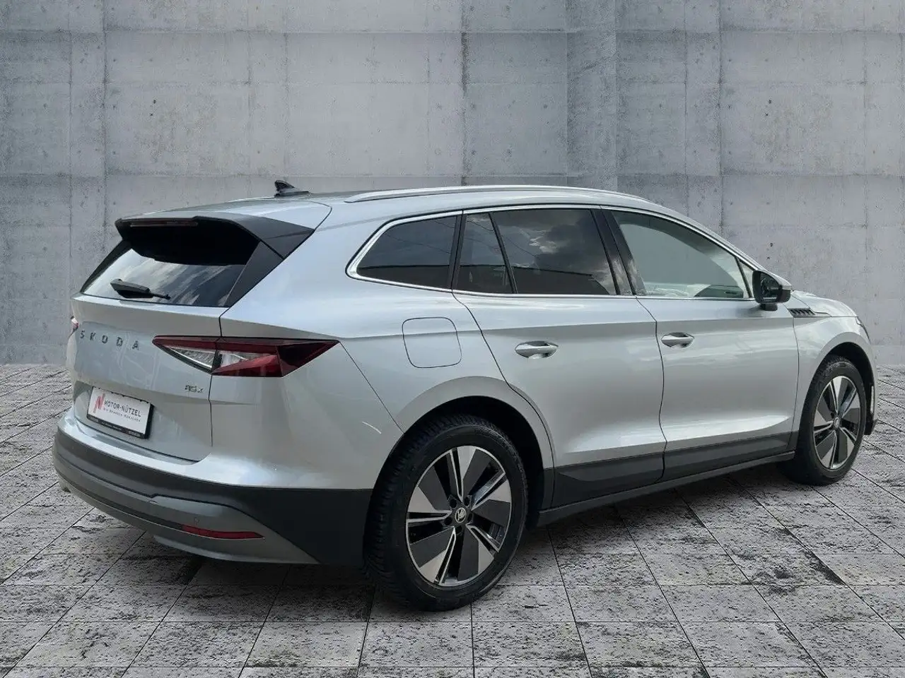Skoda Enyaq iV 85x LOFT LED+NAVI+AHK+ACC+SHZ+WäPu+19Z., миниатюра 6