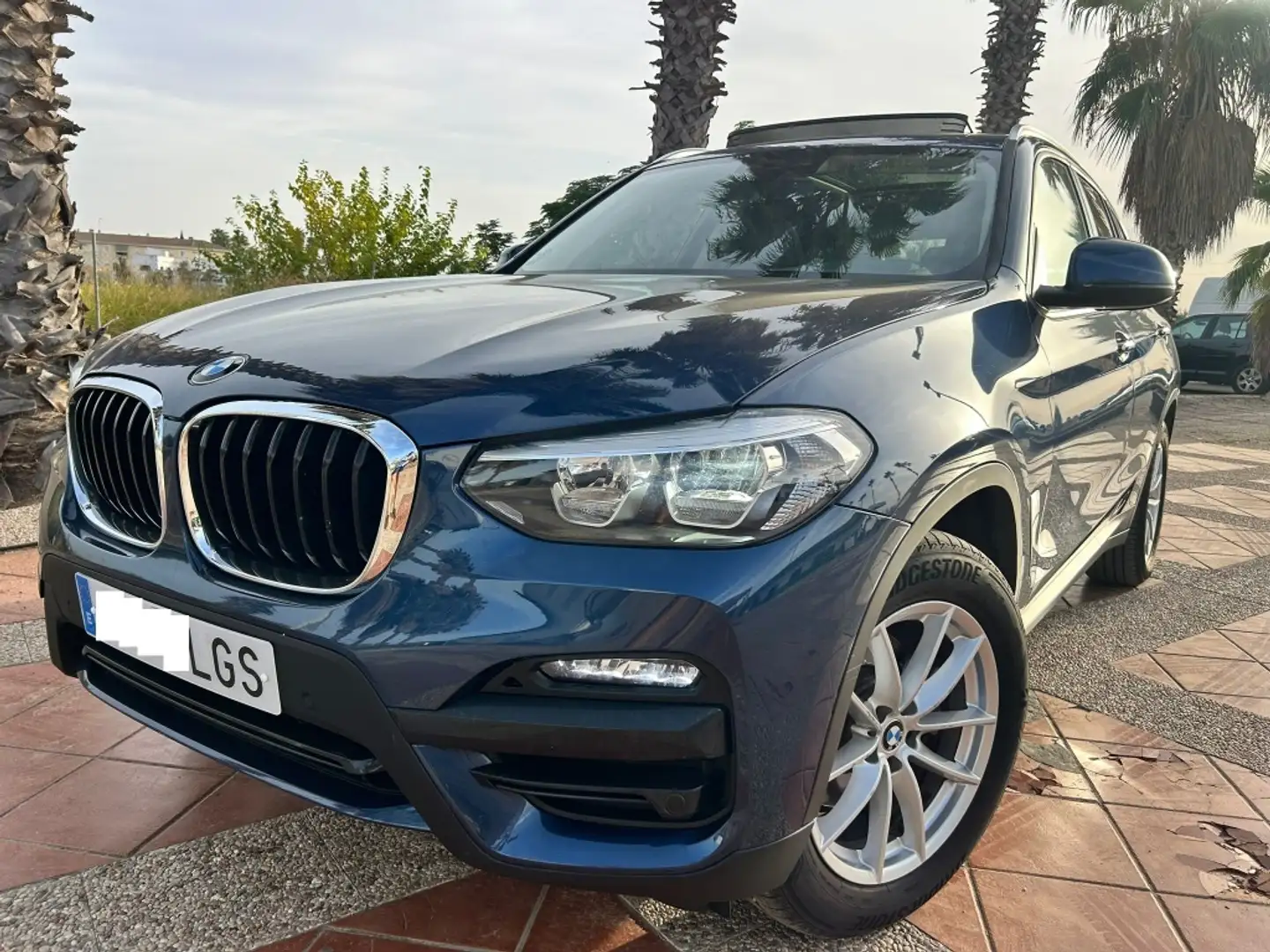 BMW X3 xDrive 20dA Business Bleu - 2