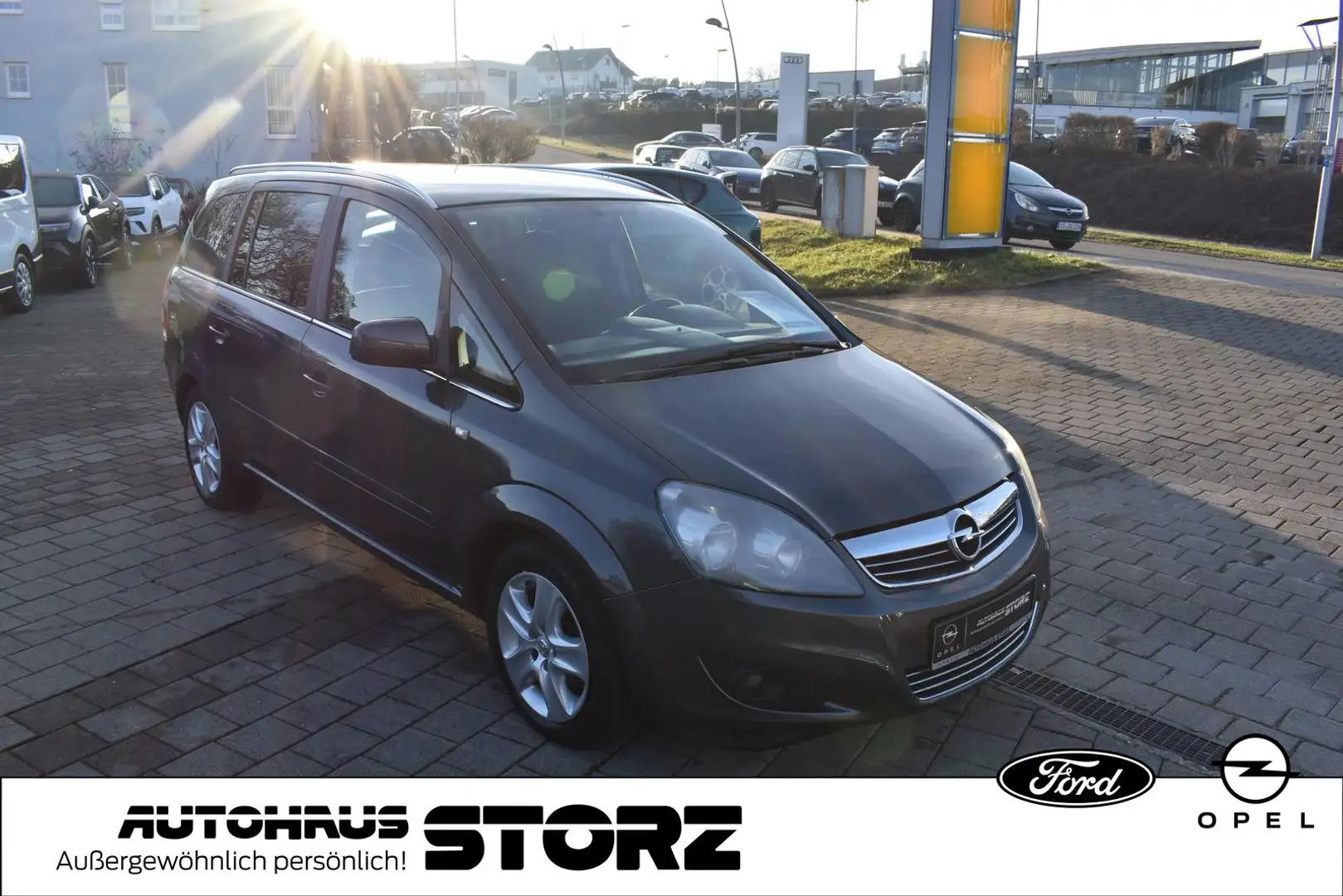 Opel Zafira B Design Edition |KLIMA-AUTO|8-FACH|7-SITZER|1-HAN Grau - 2