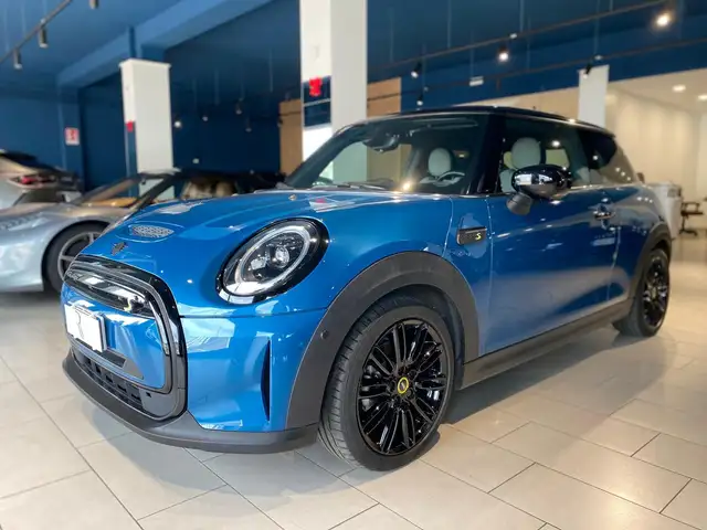 MINI Cooper SE Mini F56 2021 Full Electric 3p Yours auto