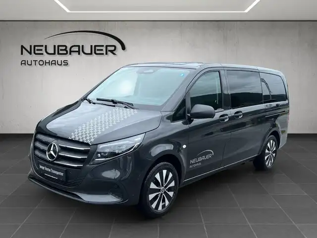Mercedes-Benz Vito 116 CDI 4x4 Tourer PRO Lang Klima DAB Shz Ansicht 3