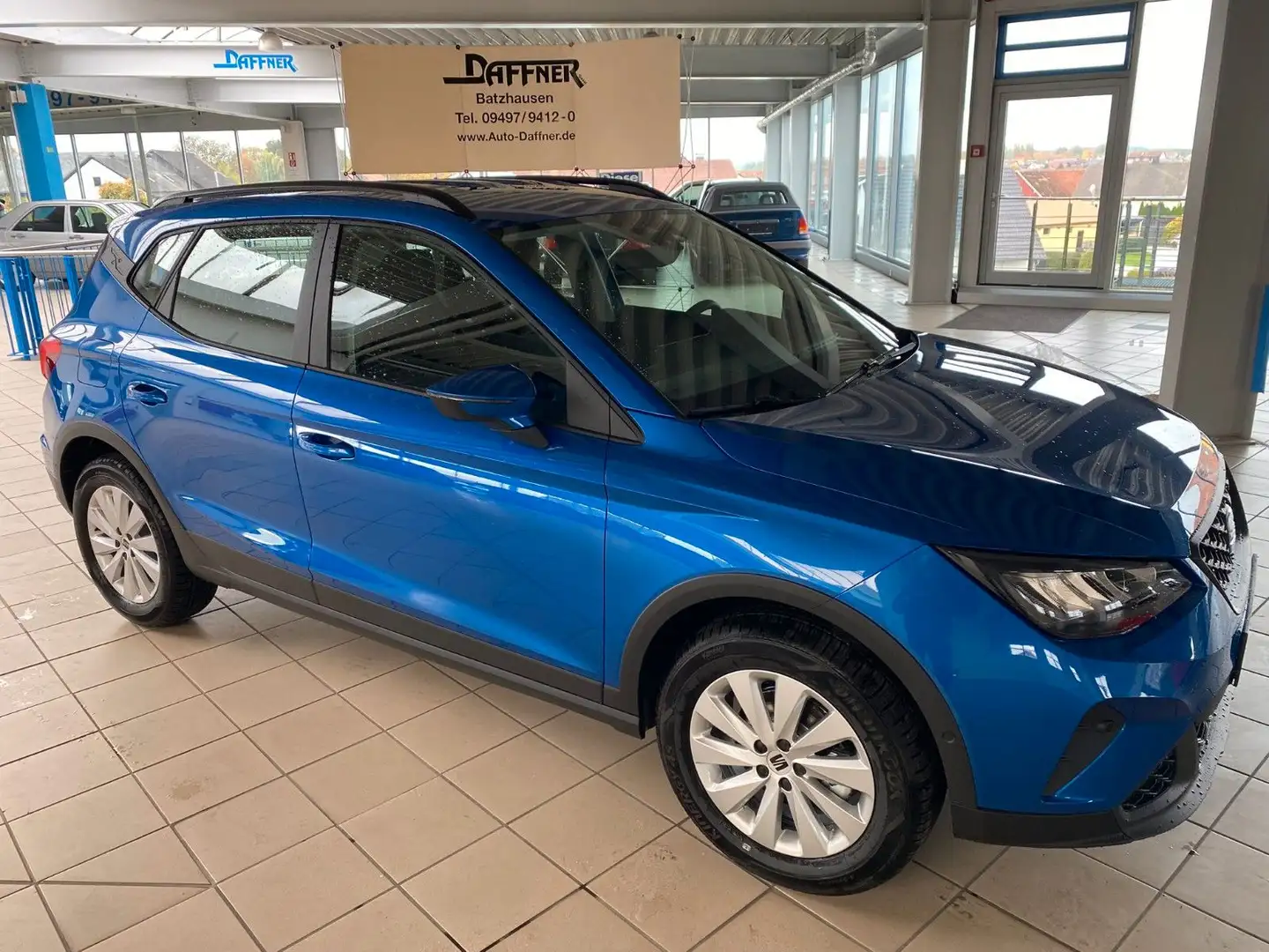 SEAT Arona TSi Style/AHK/KAMERA/DAB/SZHZG/PDC Blau - 2