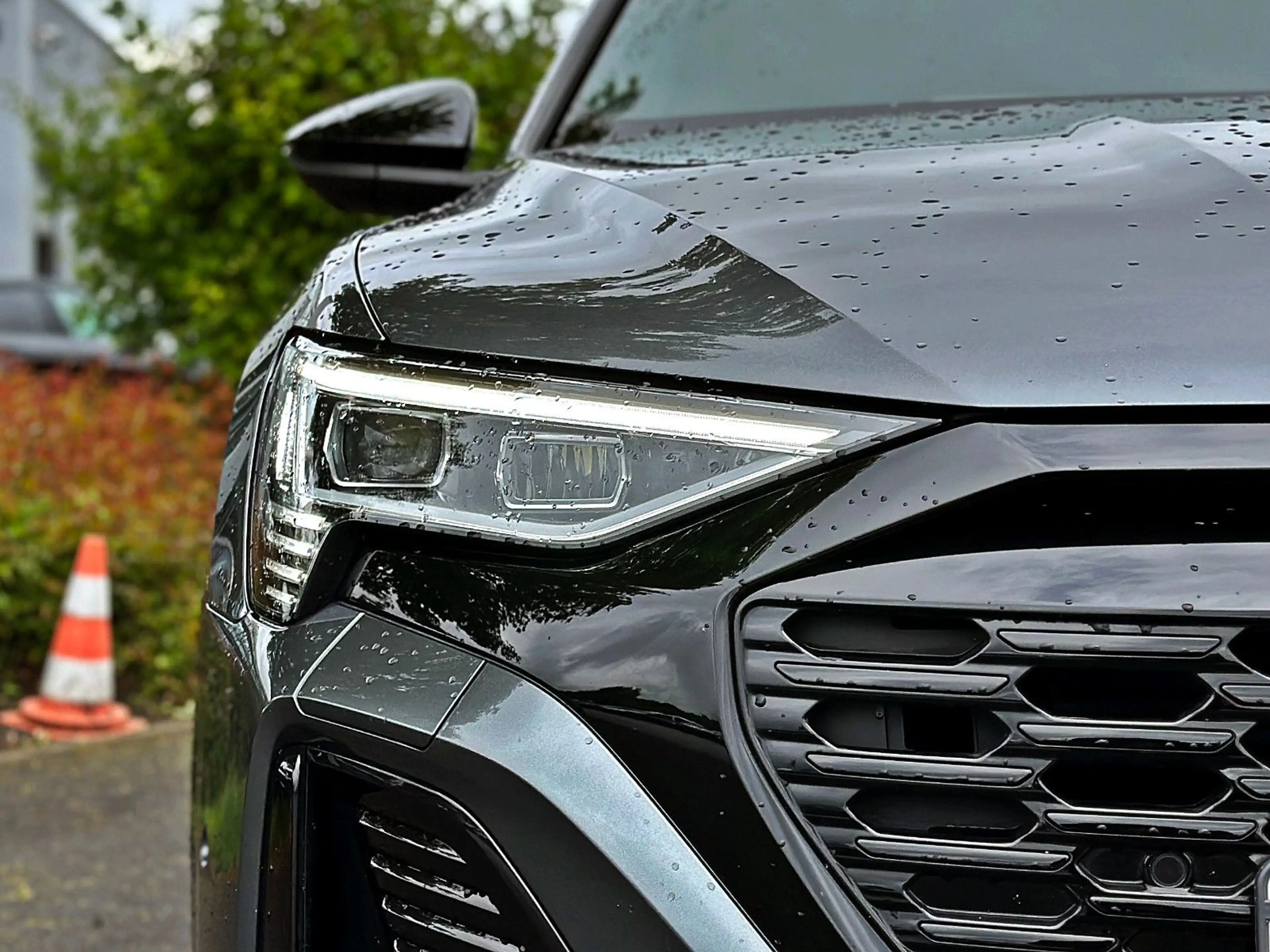 Audi Q8 e-tron Q8 Sportback e-tron 50 qu S LINE BLACK B&O 360° — photo 3