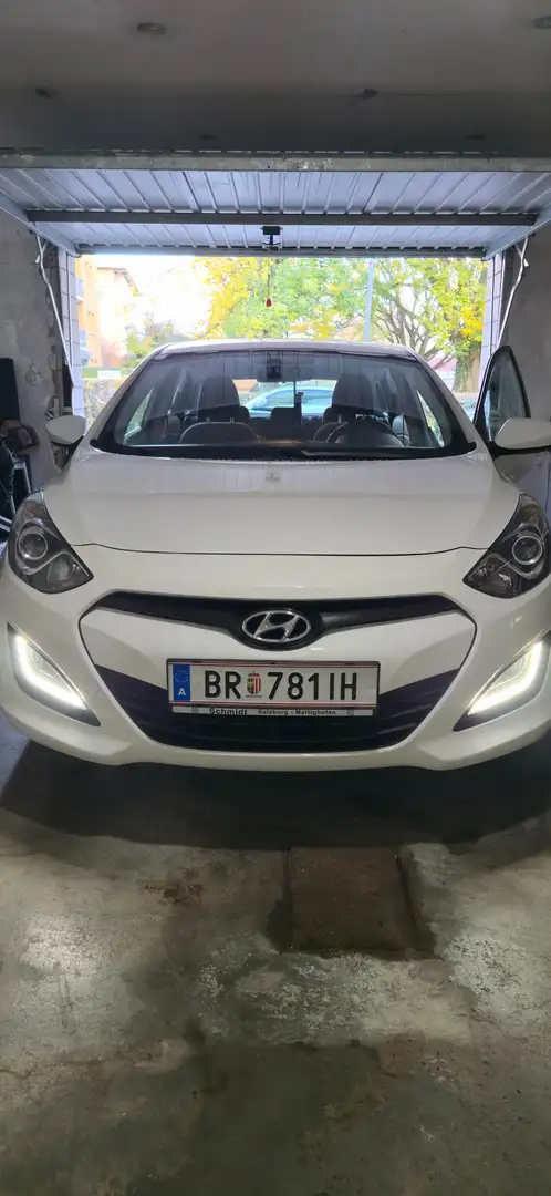 Hyundai i30 i30 1,4 CVVT Europe Europe Weiß - 1