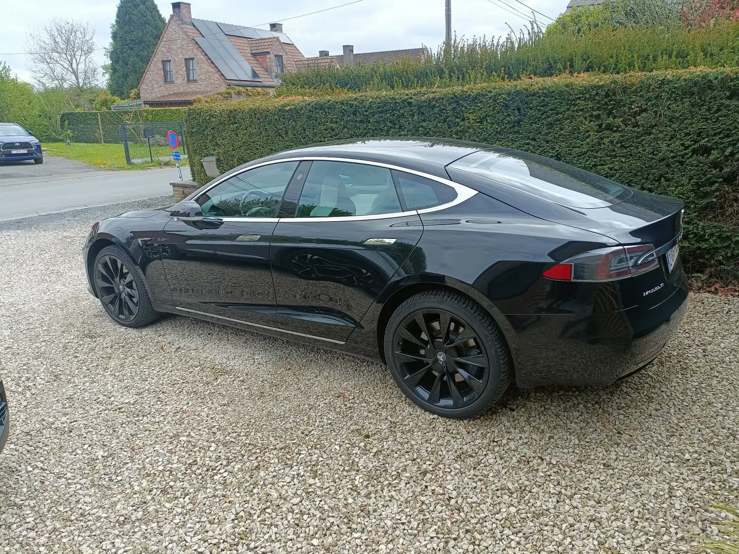 Tesla Model S 75 kWh Dual Motor - 2