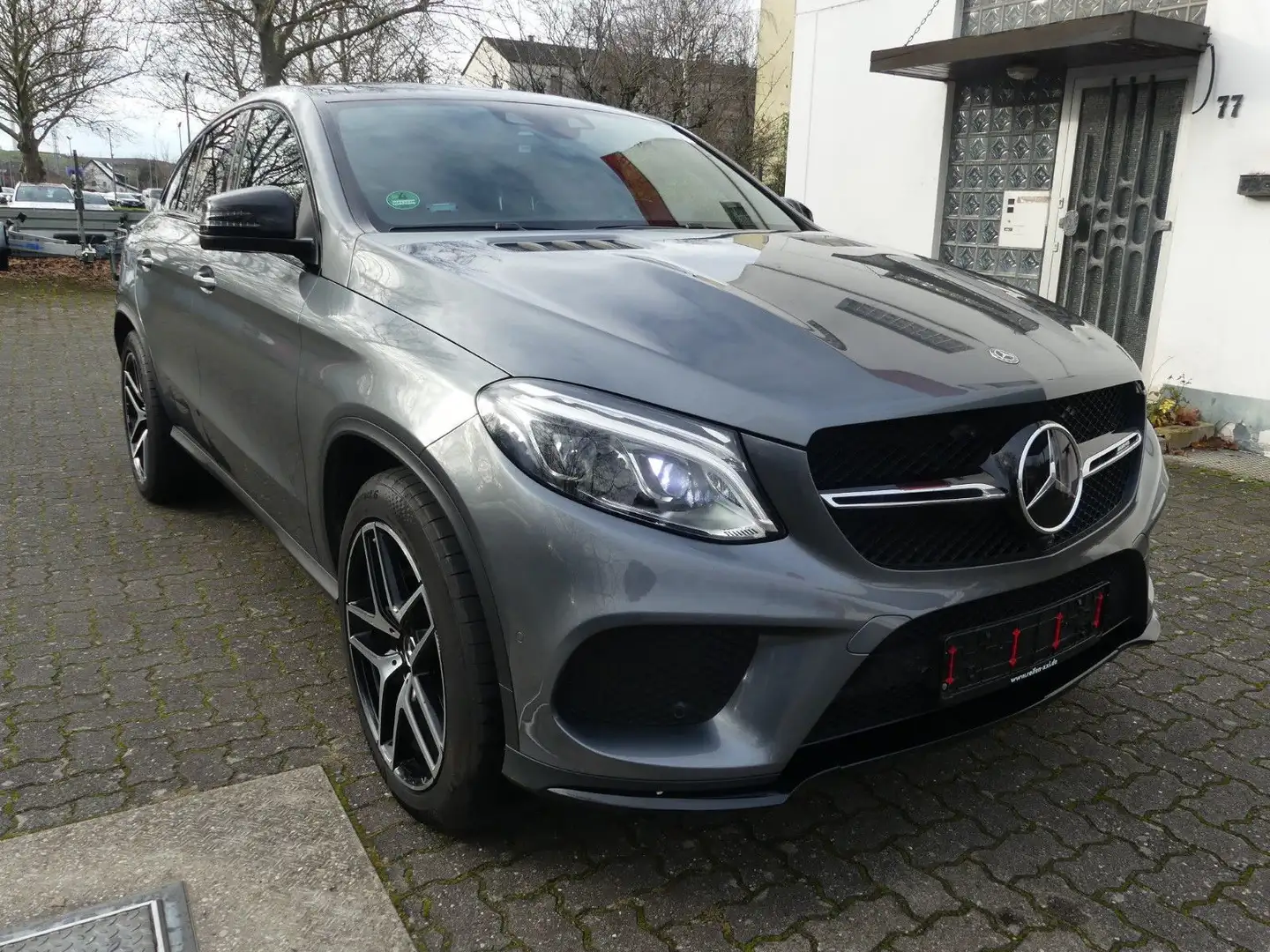 Mercedes-Benz GLE 43 AMG Coupe 4Matic LEDER AHK 360°K,DISCTRON Šedá - 2