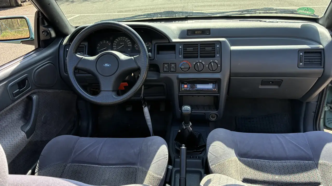 Ford Escort, foto 9