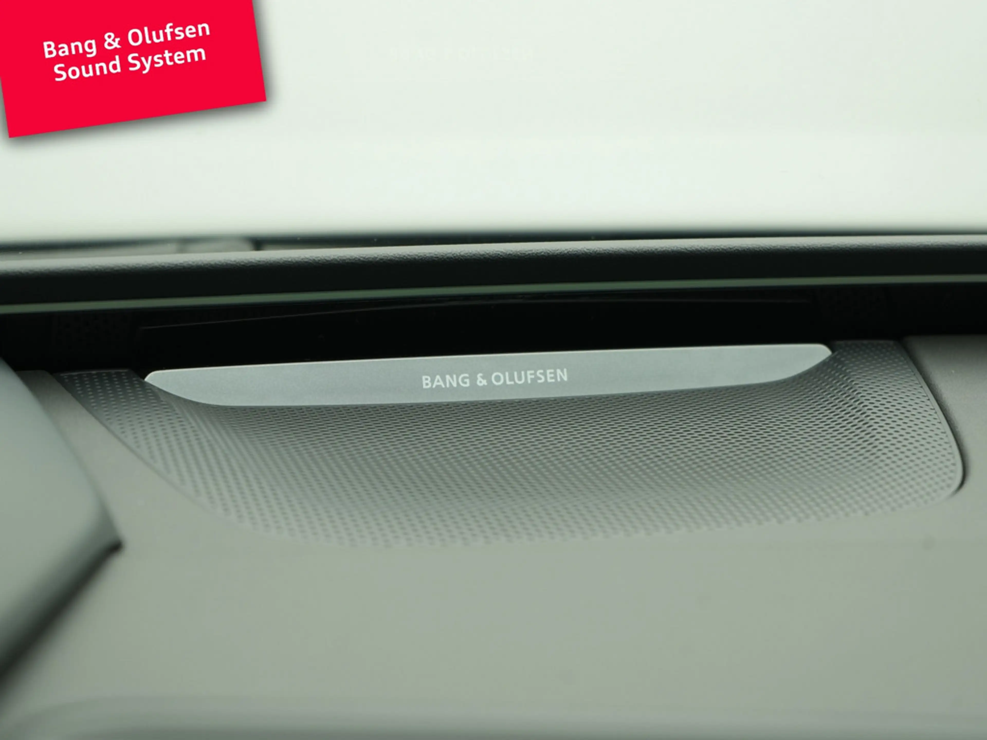 Audi A6 e-tron Avant performance S line business — photo 3