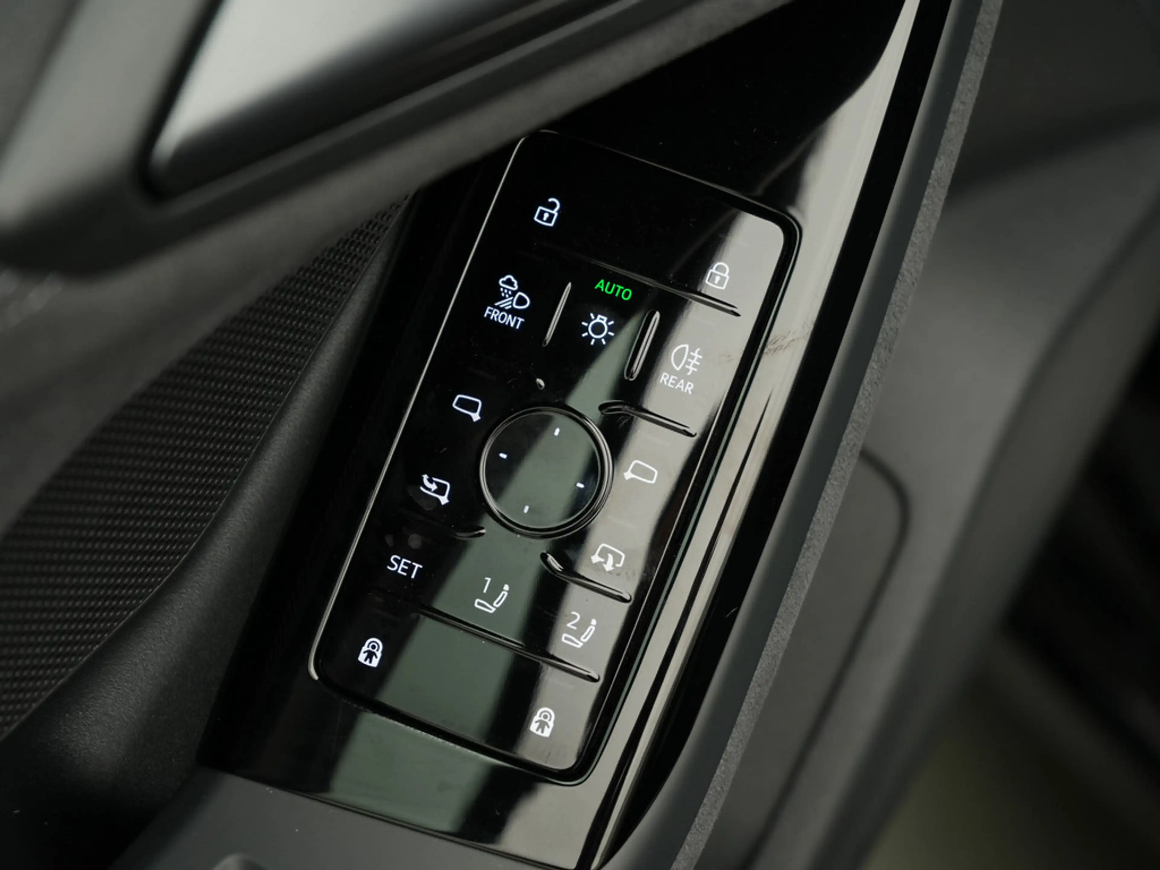 Audi A6 e-tron Avant performance S line business — photo 7