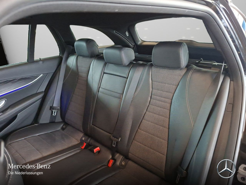 Mercedes-Benz E 450 T 4M AVANTG+NIGHT+PANO+AHK+MULTIBEAM+FAHRASS — photo 12