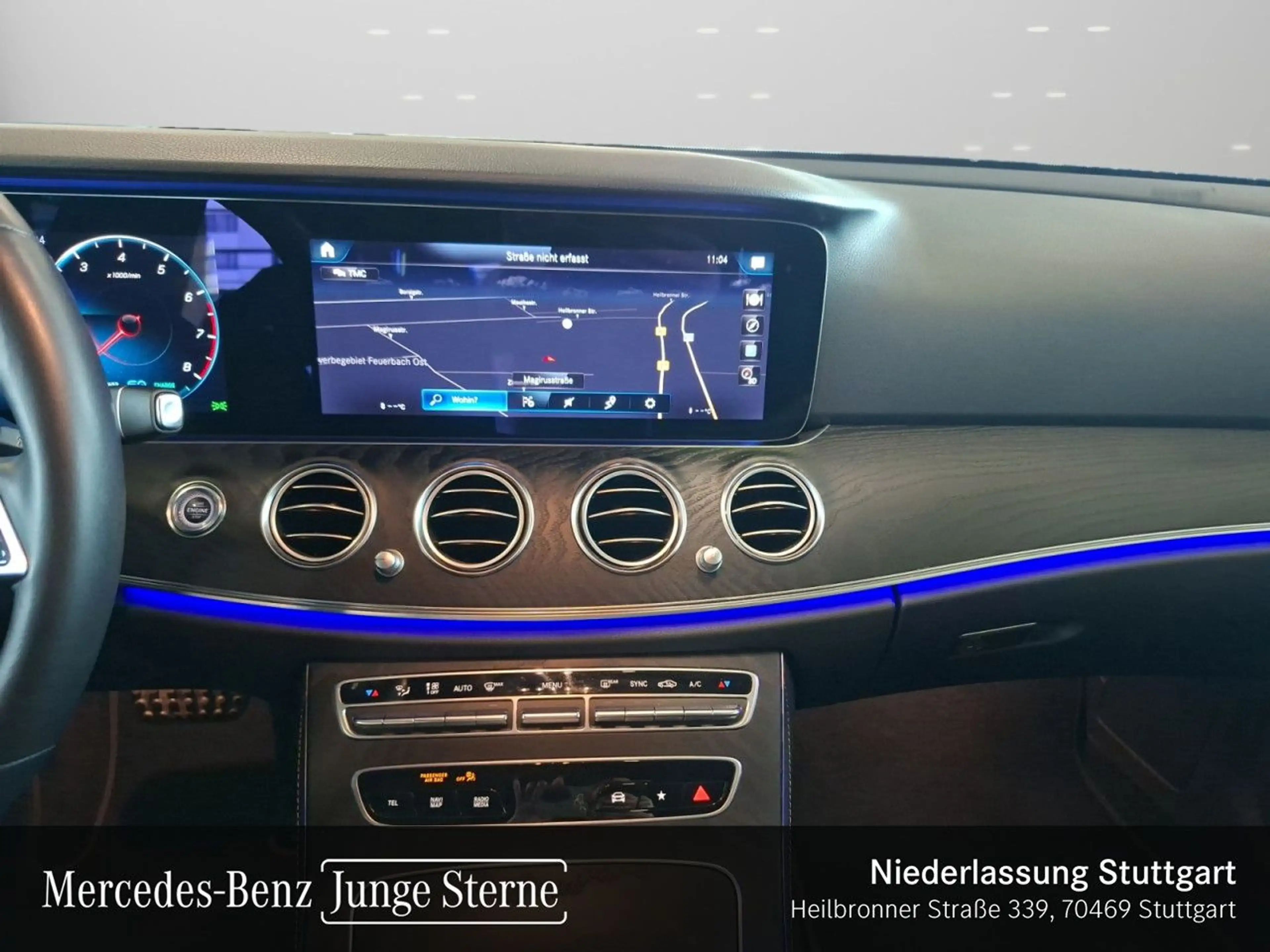 Mercedes-Benz E 450 T 4M AVANTG+NIGHT+PANO+AHK+MULTIBEAM+FAHRASS — photo 15