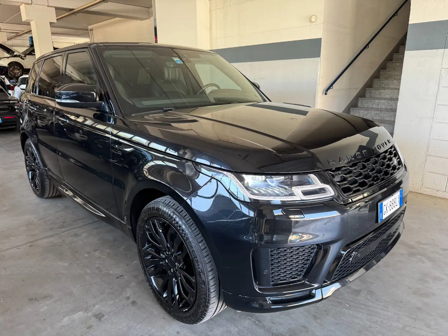 Land Rover Range Rover Sport 3.0 sdV6 HSE Dynamic 249cv auto my19 Nero - 2