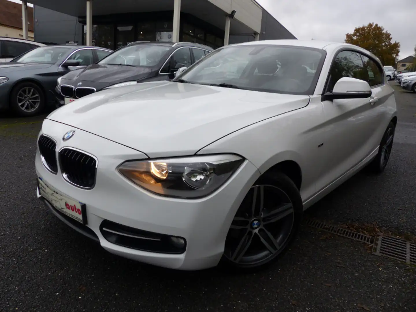 BMW 116 (F21/F20) 116D 116CH EFFICIENTDYNAMICS EDITION SPO Blanc - 1